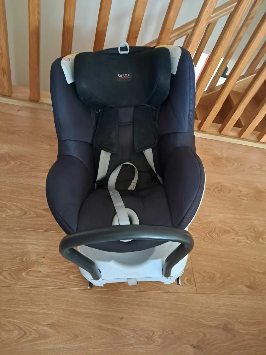 Car Seat Britax 0-18kg (swivel seat with isofix) - Image 2
