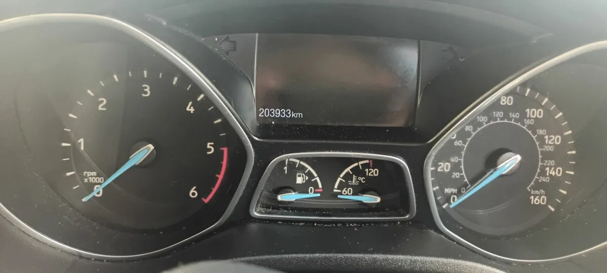Ford Focus 2016 1.5 TDCI ZETEC 120PS  5DR - Image 3