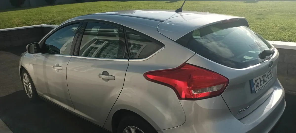Ford Focus 2016 1.5 TDCI ZETEC 120PS  5DR - Image 2