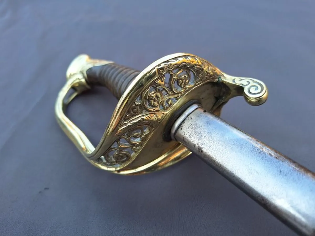 Antique French officers sword - Image 1