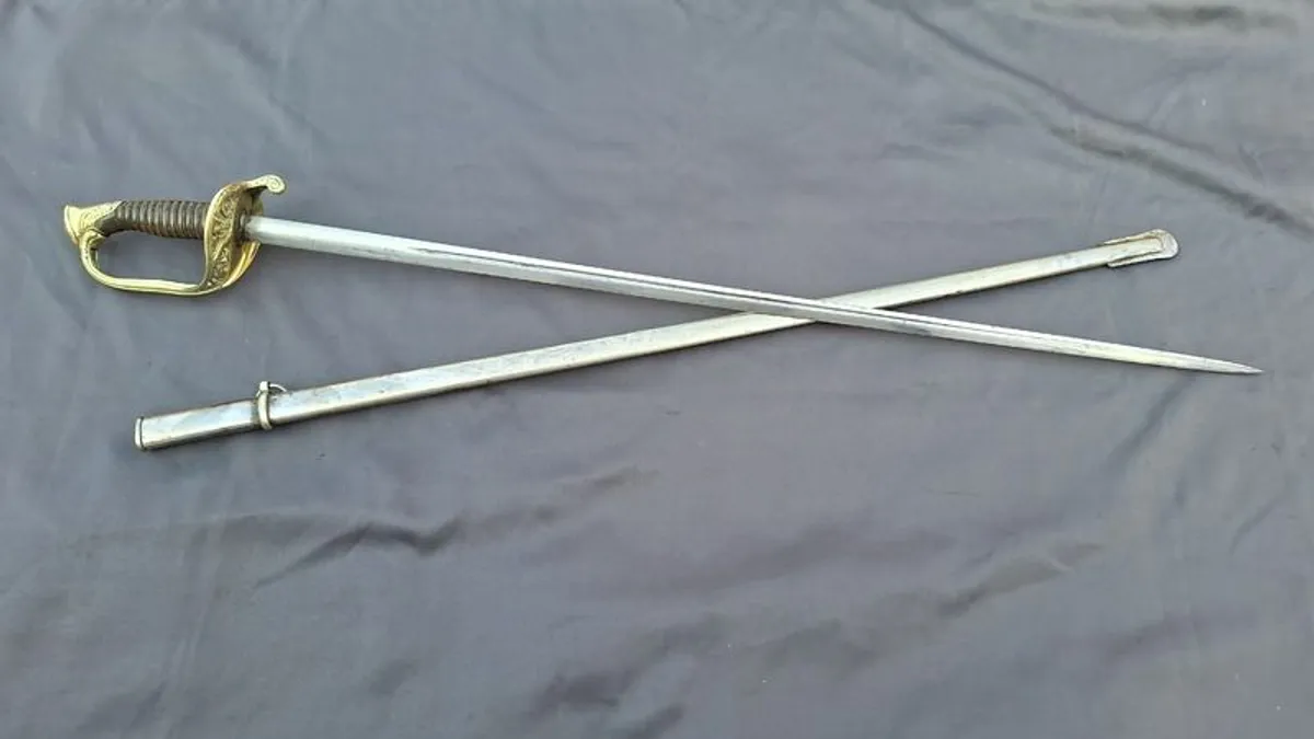 Antique French officers sword - Image 3