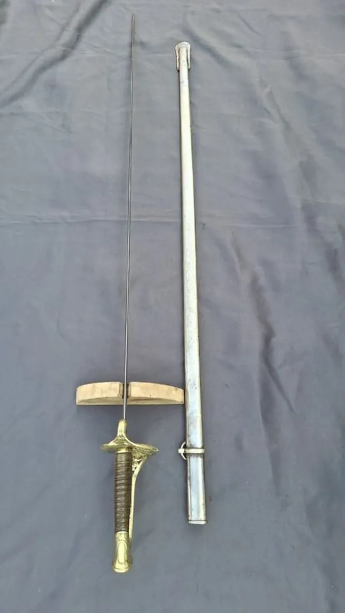 Antique French officers sword - Image 4