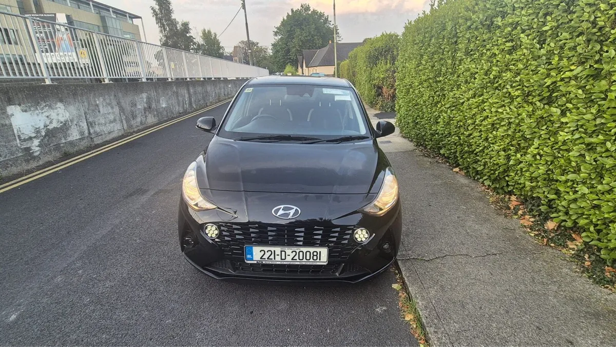 Hyundai i10 automatic - Image 1