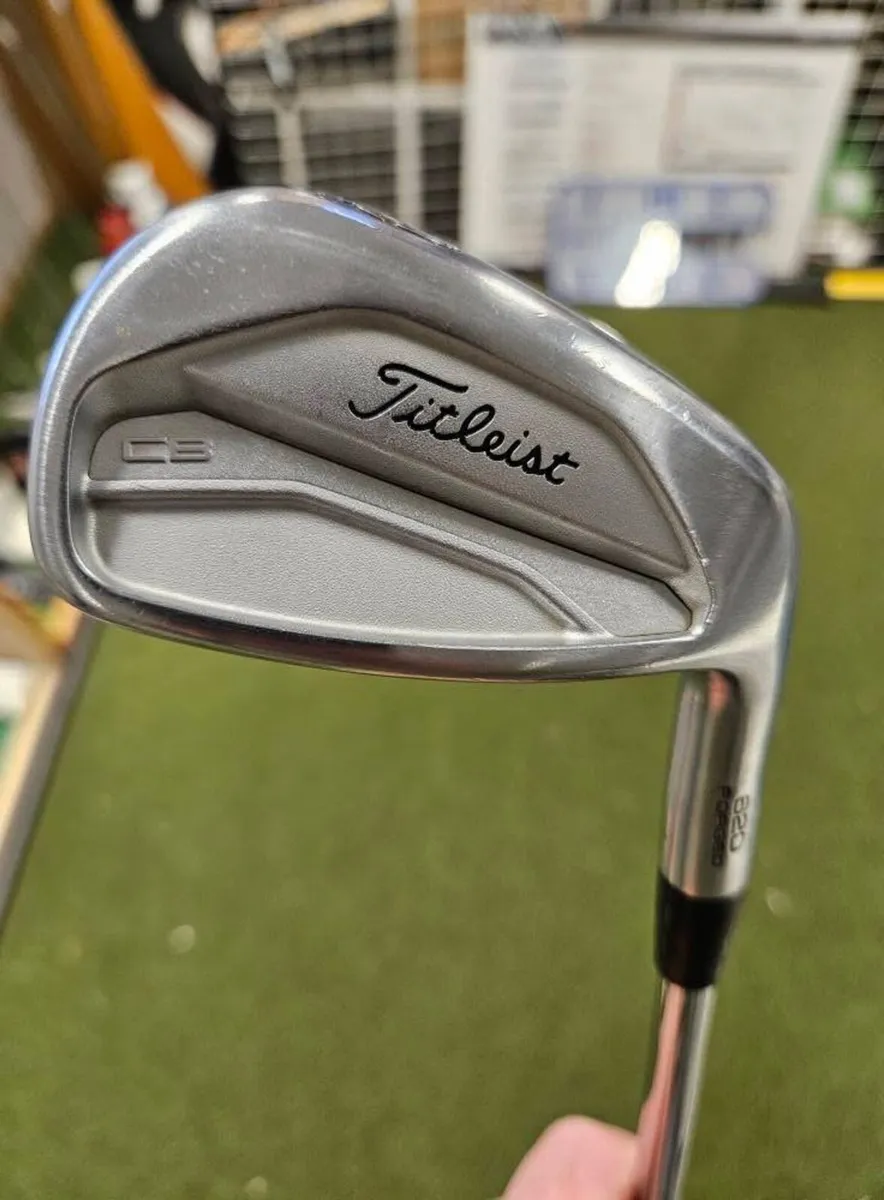 Titleist Cb 620 Forged Irons - Image 1