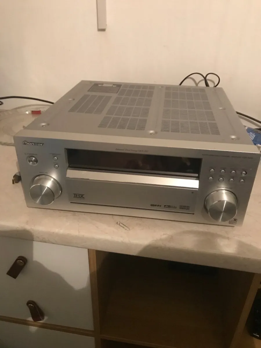 Pioneer radio - Image 1