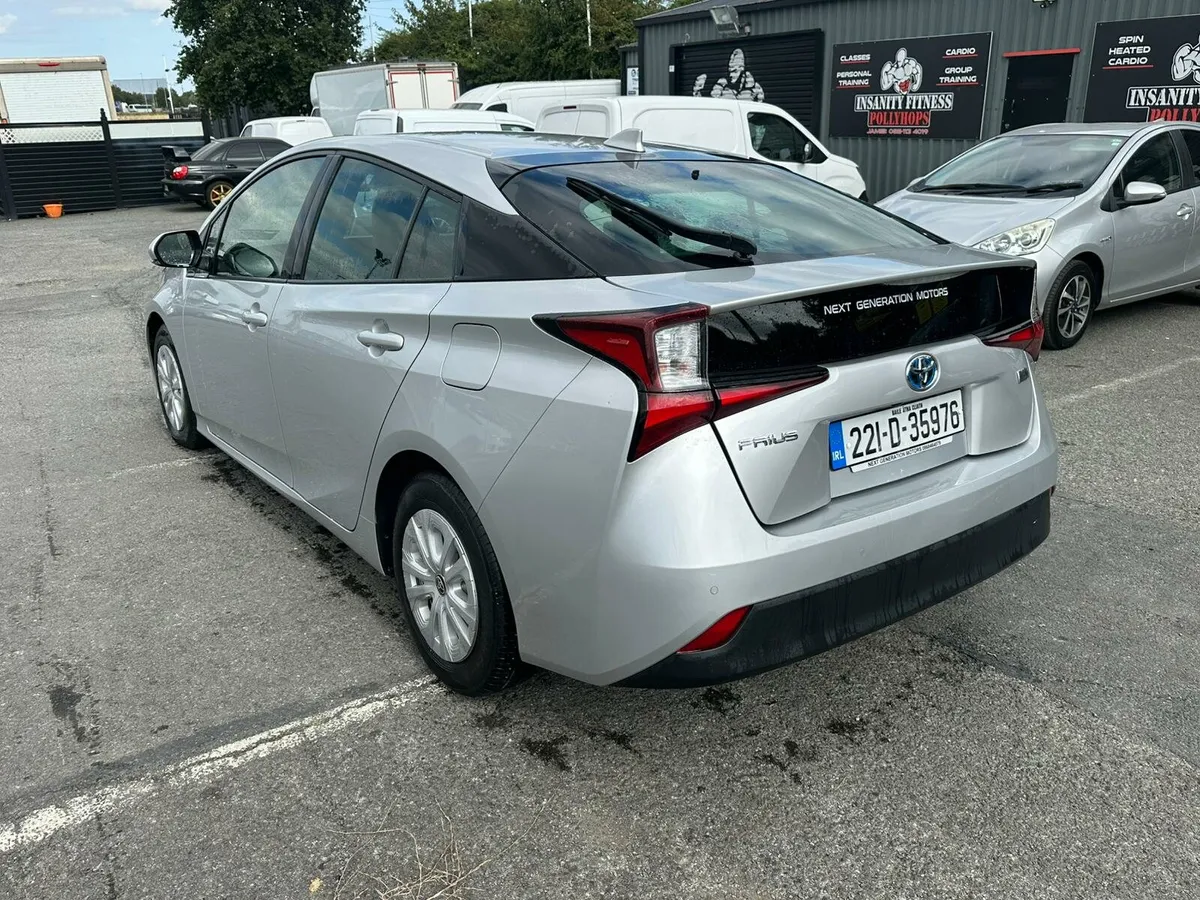 21500 euro toyota prius 2022 Only 79000 km - Image 2