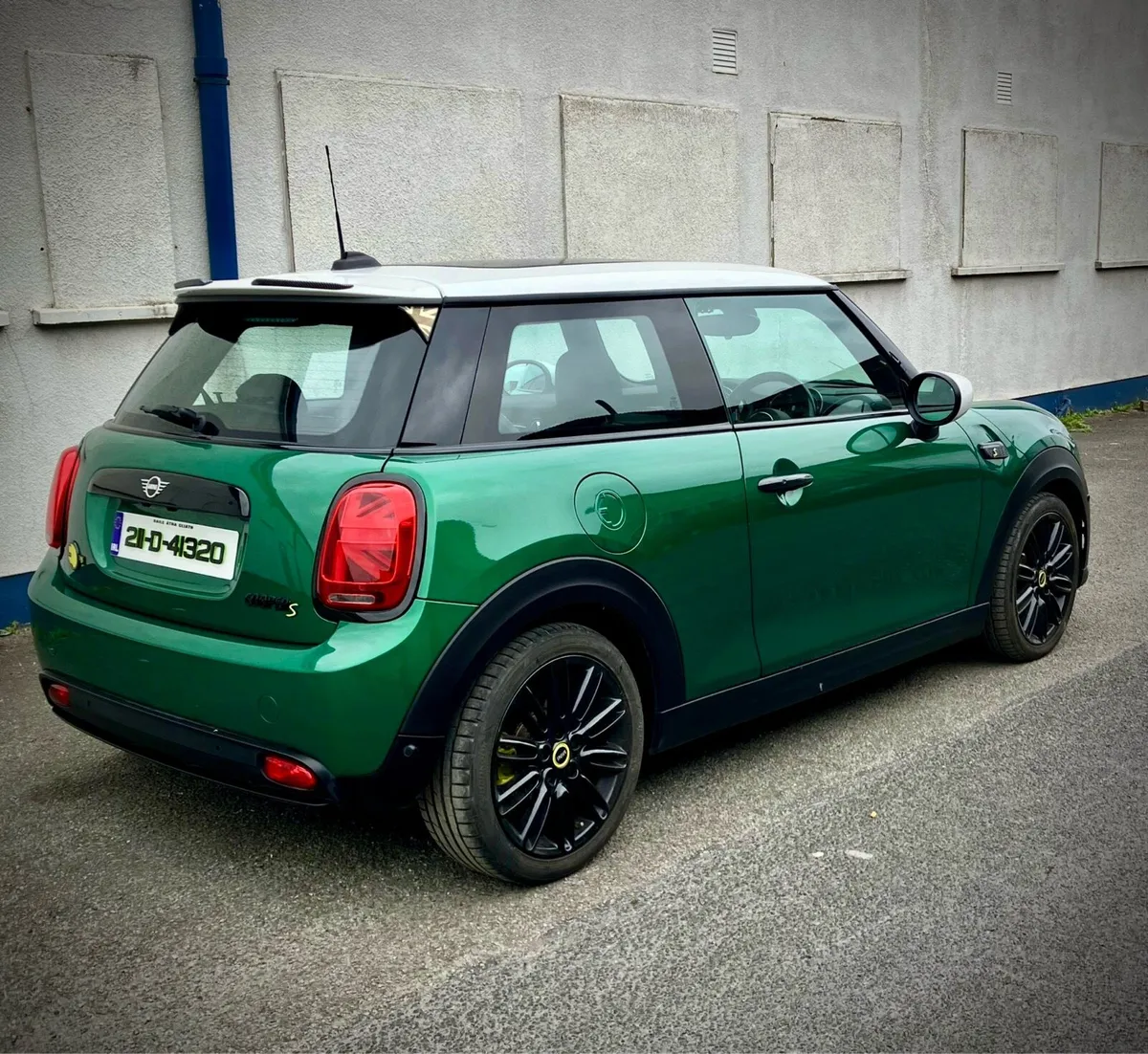 Mini Cooper S 2021 Electric - Image 3