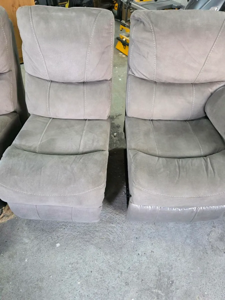 Corner Couch - Image 4