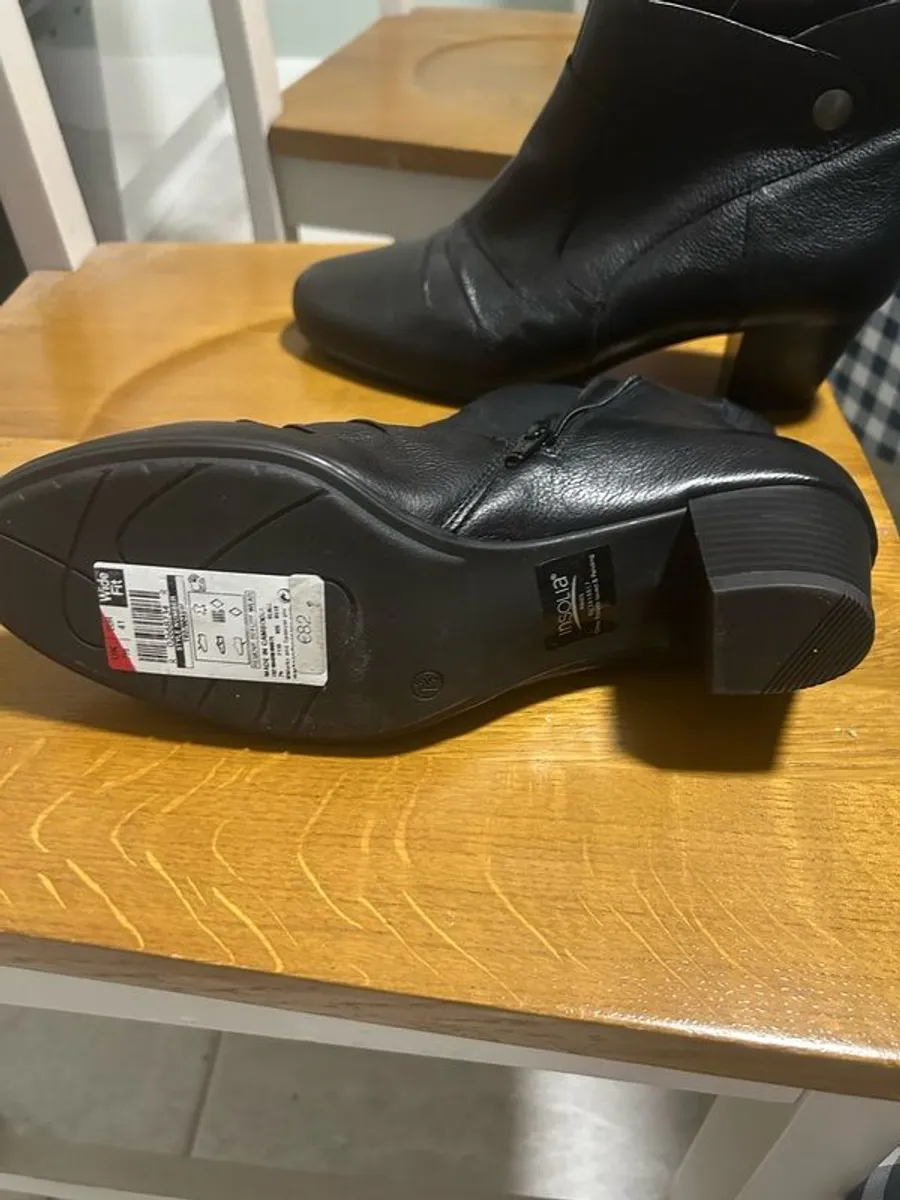 black leather ladies ankle boots - Image 3