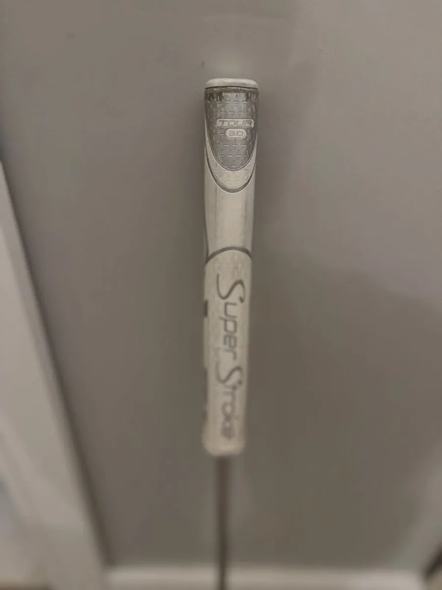 Odessey and Scotty Cameron putters - Image 4