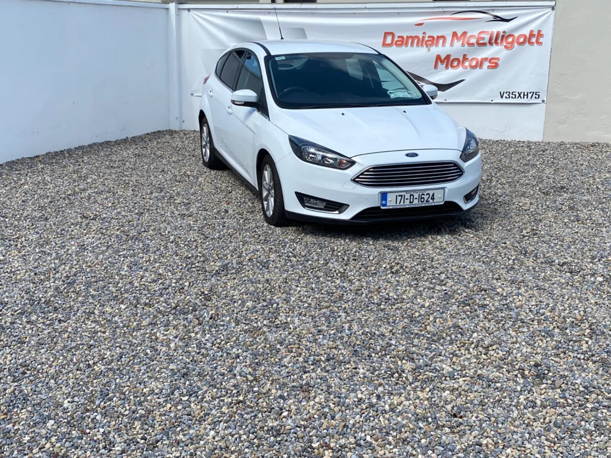 2017 Ford Focus - Image 4