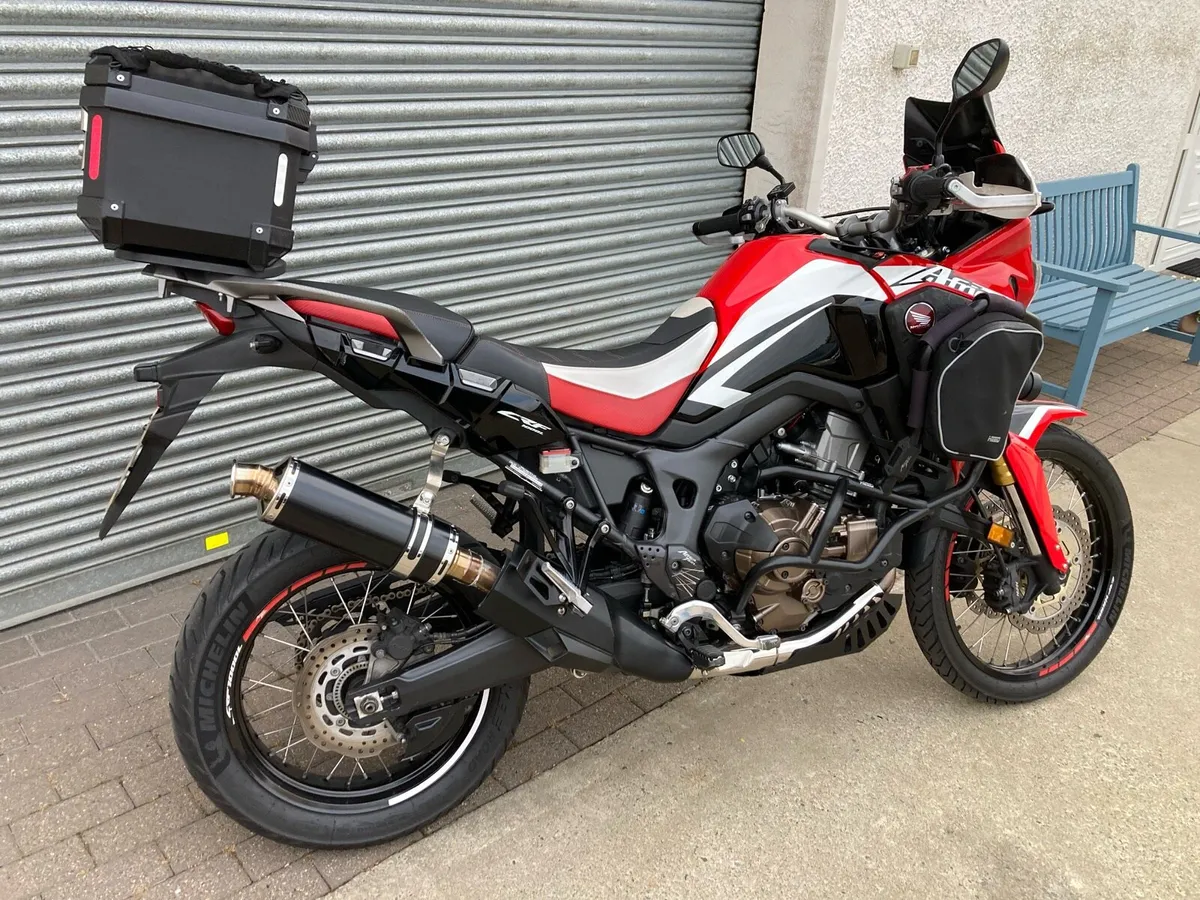 2017 Africa Twin 1000 DCT - Image 2