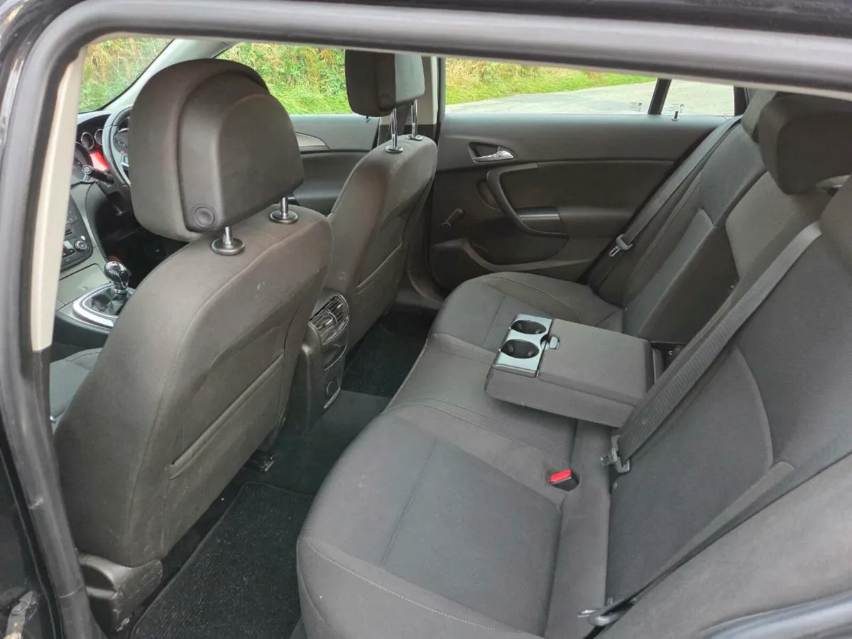 Opel Insignia CDTI Estate NCT 11.25 - Image 4