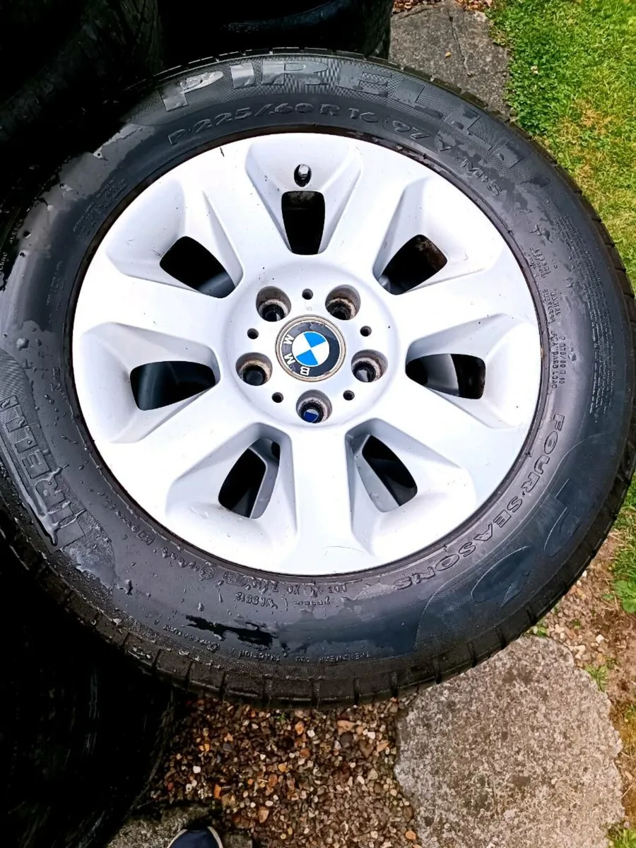 BMW e 60 alloys