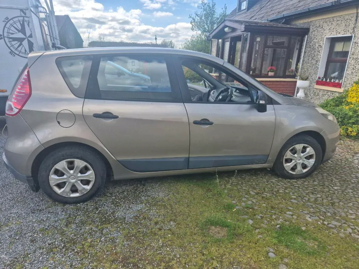 Renault Scenic - Image 3