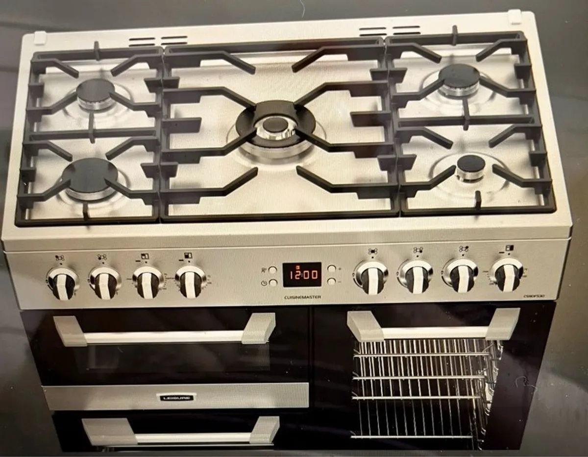 CuisinemasterRange Cooker with Iron Griddle - Image 1
