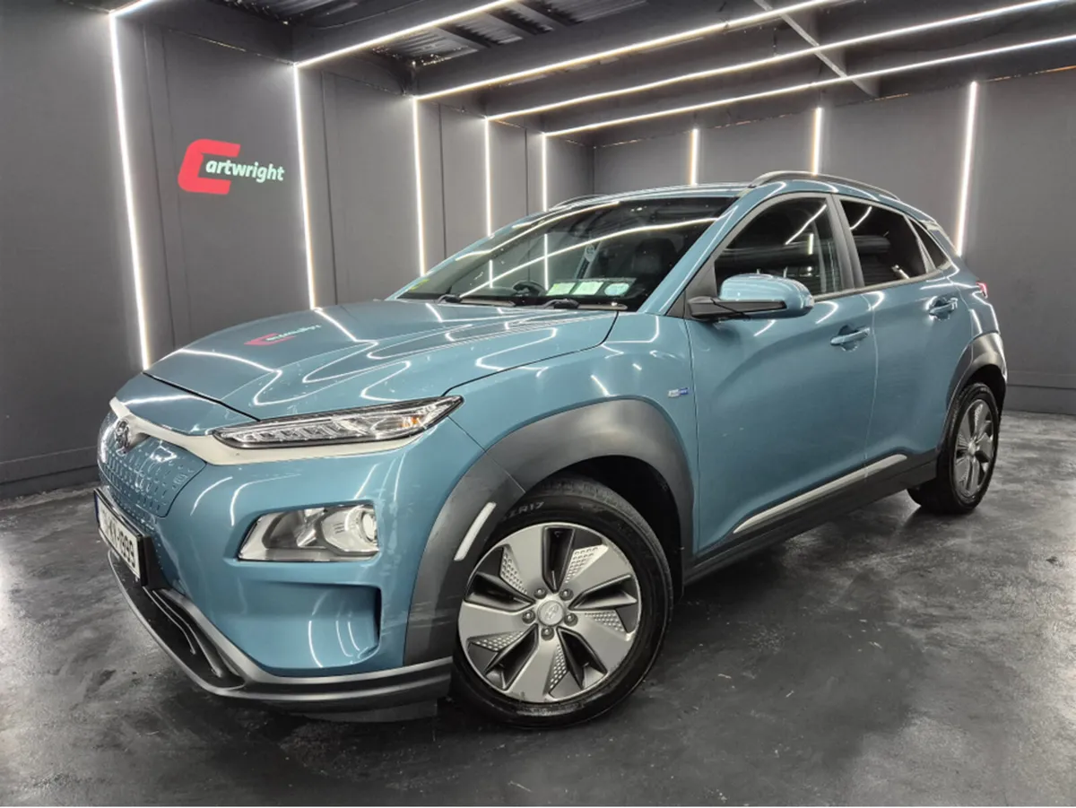 Hyundai KONA 64KW EXEC PLUS ELECTRIC AUTO - Image 1