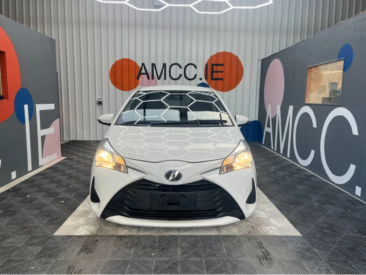Toyota Vitz 1.0 PETROL / 92k KMs / REVERSE CAMERA - Image 2