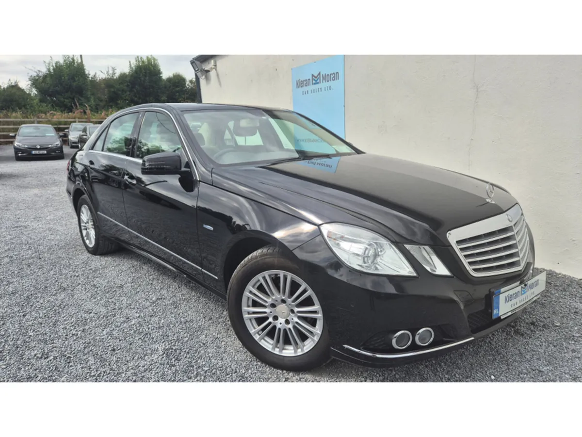 Mercedes-Benz E-Class ELEGANCE - Image 2