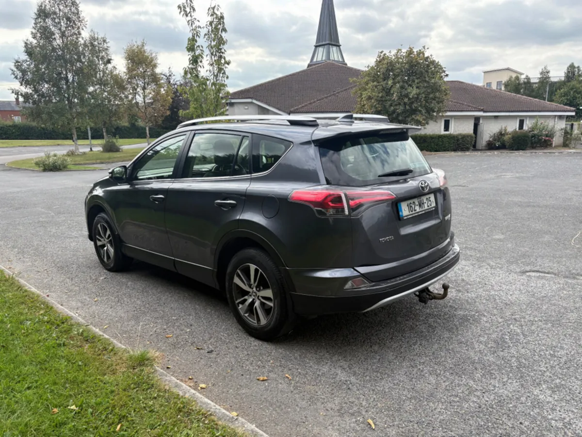 Toyota RAV4 RAV4 2.0 D-4D LUNA 4DR - Image 4