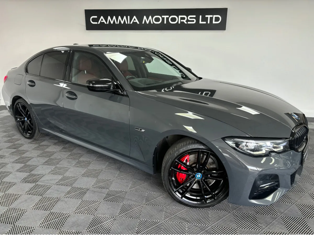 BMW 3-Series BMW 330E PRO PACK M-SPORT PETROL PLUG - Image 1
