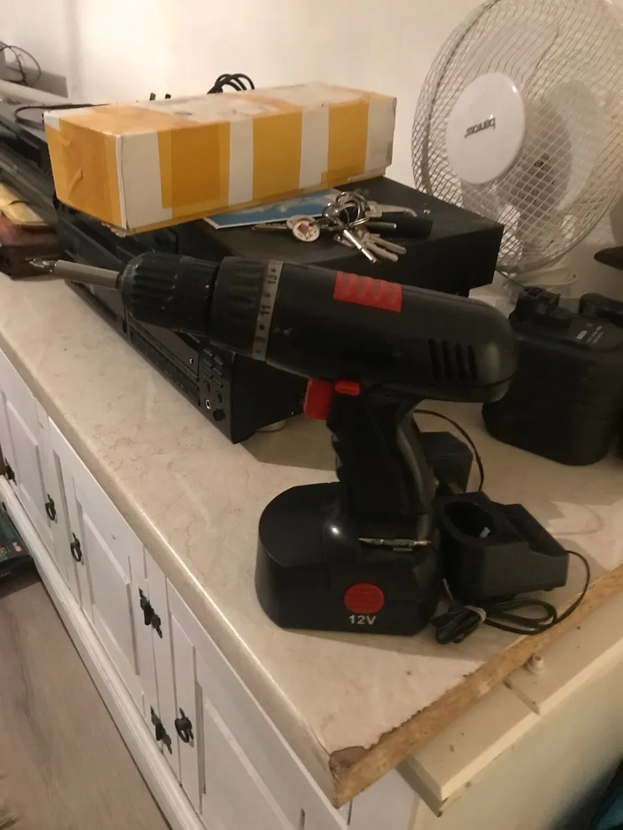 Cordless Drill and charger