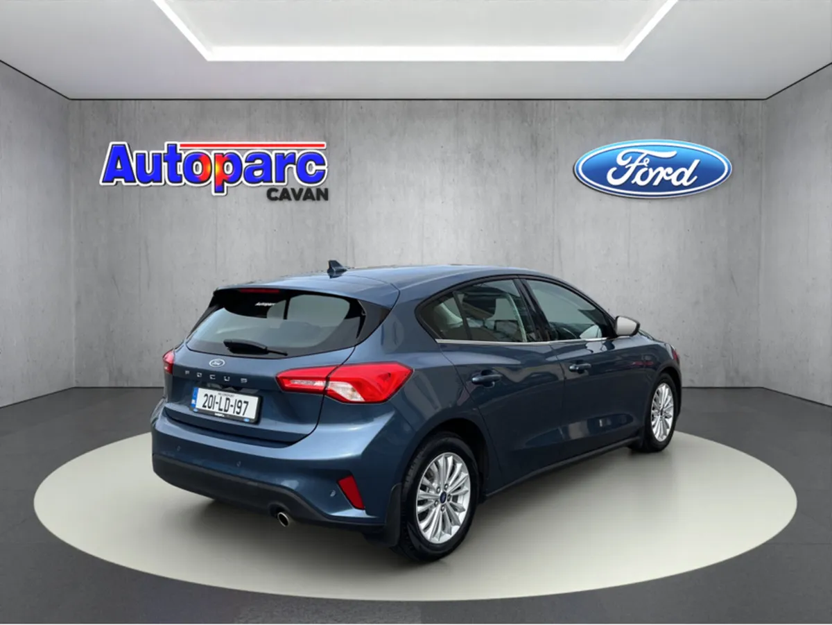 Ford Focus TITANIUM 5DR 1.5 TD 120 PS *91,767 KMS* - Image 3