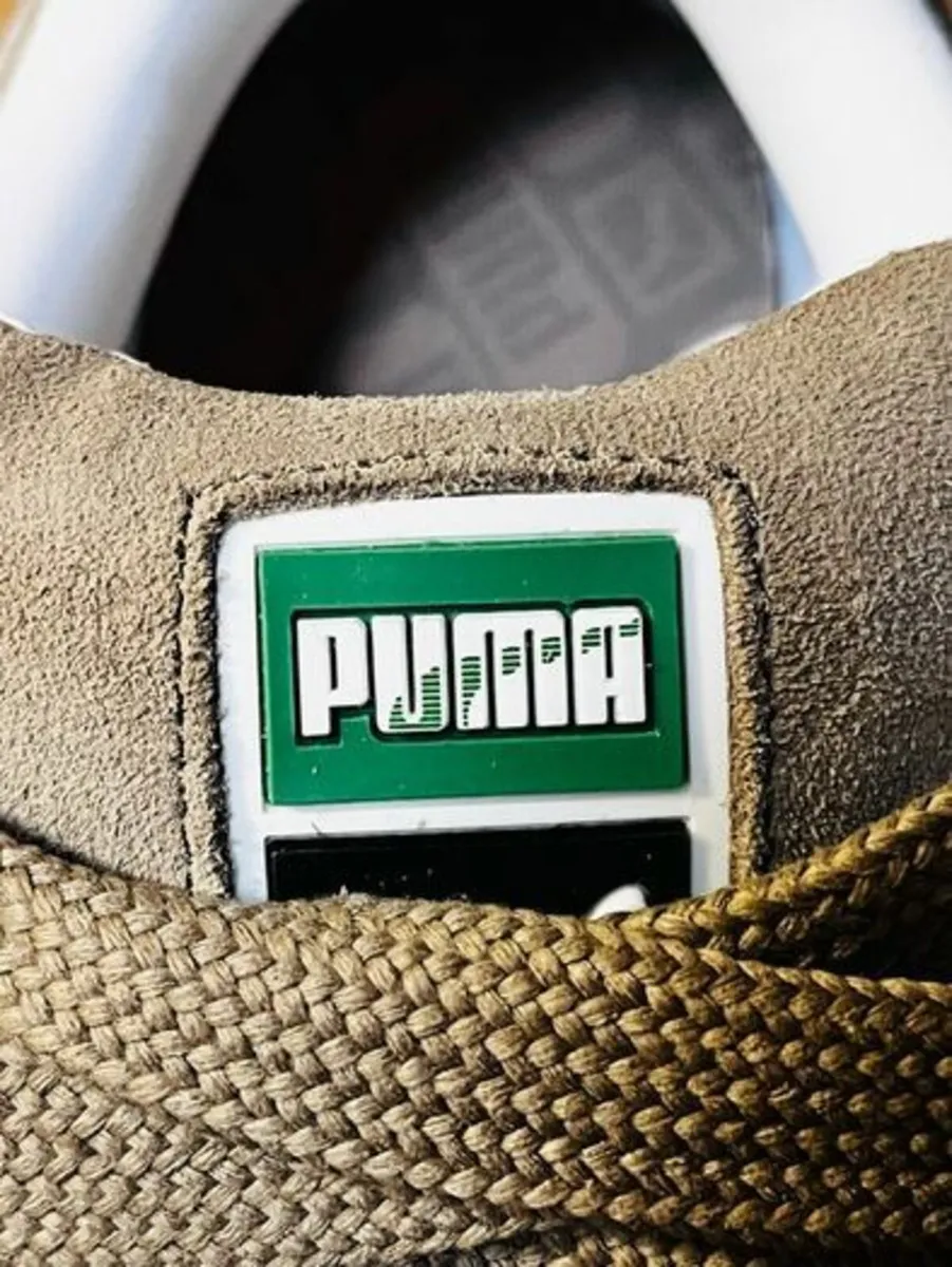 Puma Suede XL Trainers. Size 7. Unisex. New in Box - Image 2