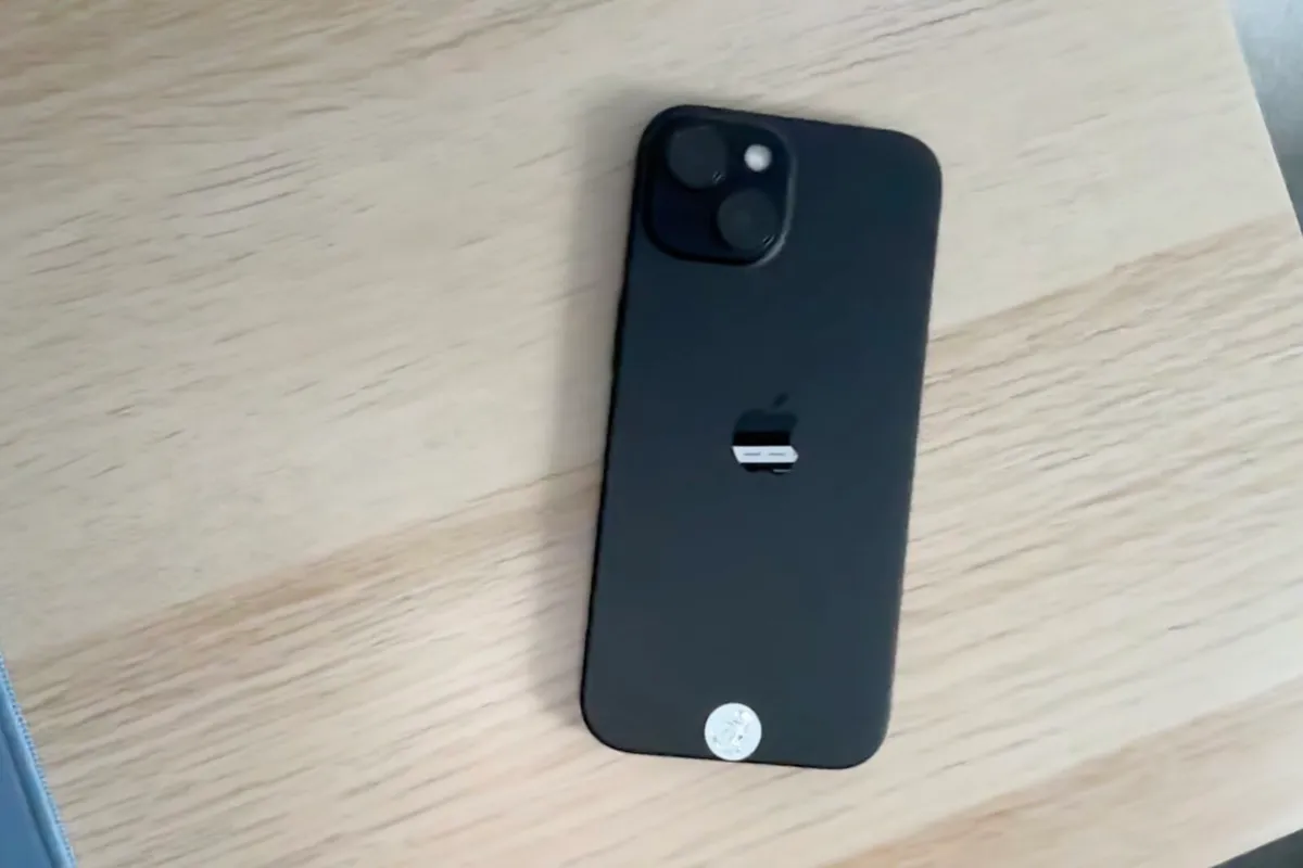 iPhone 15 128GB Black 📱 - Image 3
