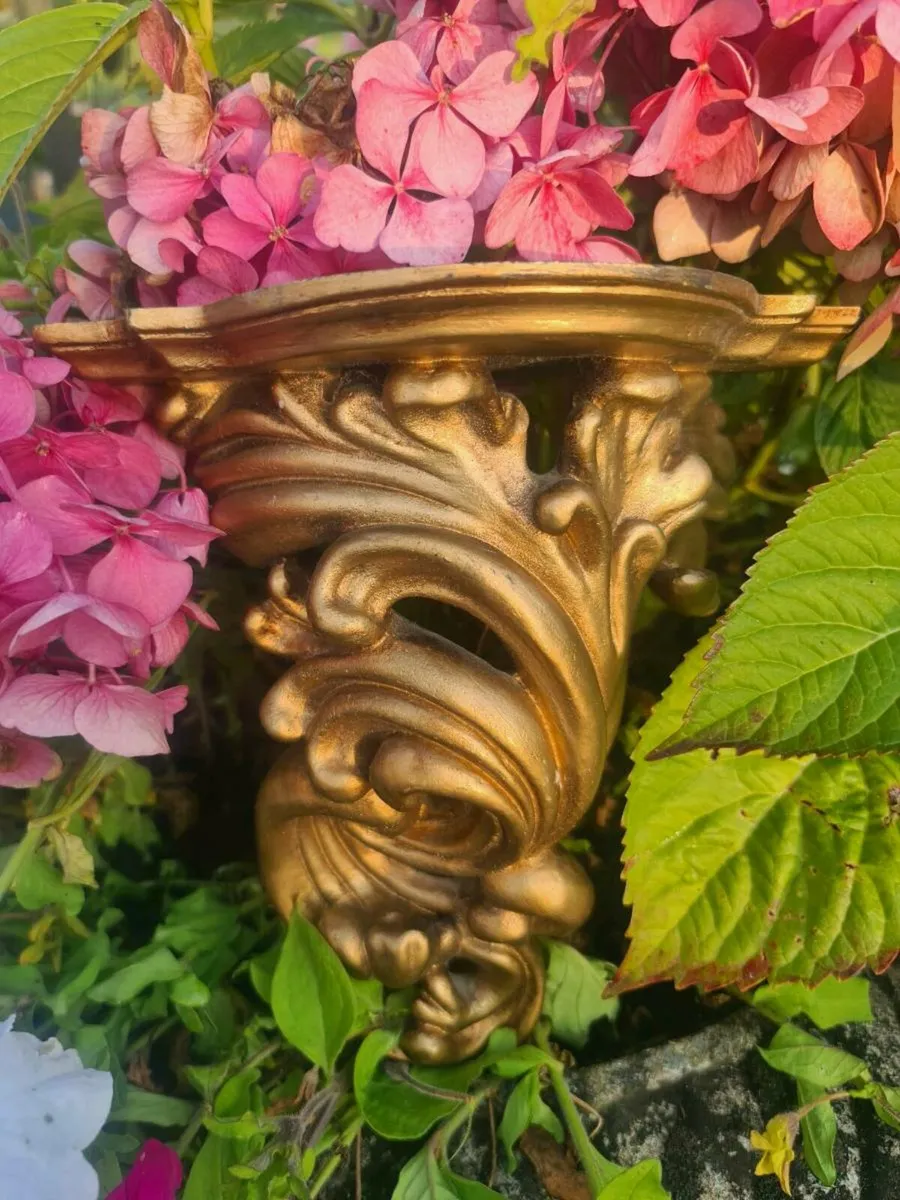 Rococco vintage wall shelf - Image 4