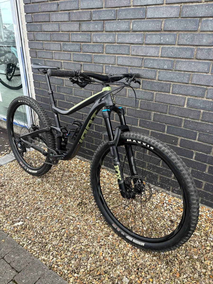 Giant Trance 29 2 Full Suspension Mountain Bike - Image 1