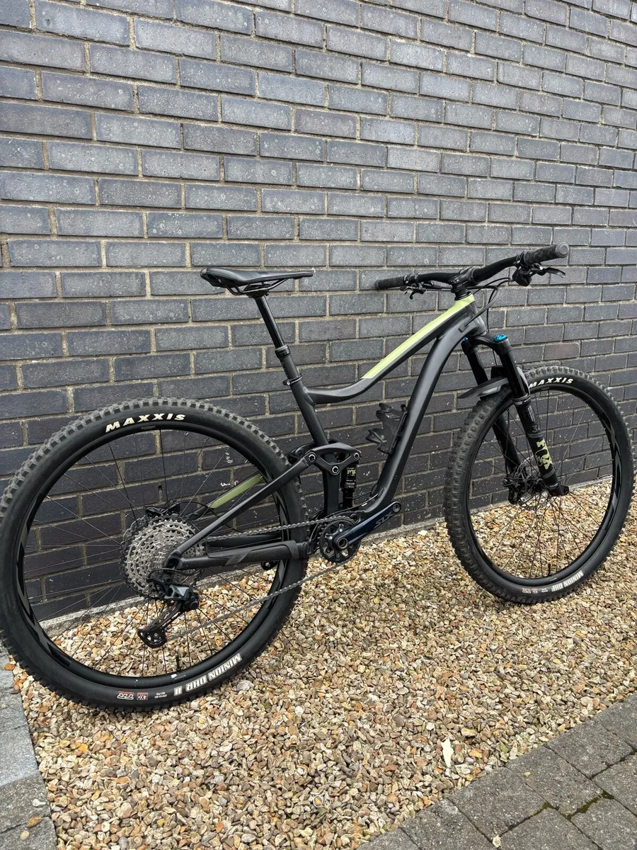 Giant Trance 29 2 Full Suspension Mountain Bike - Image 2