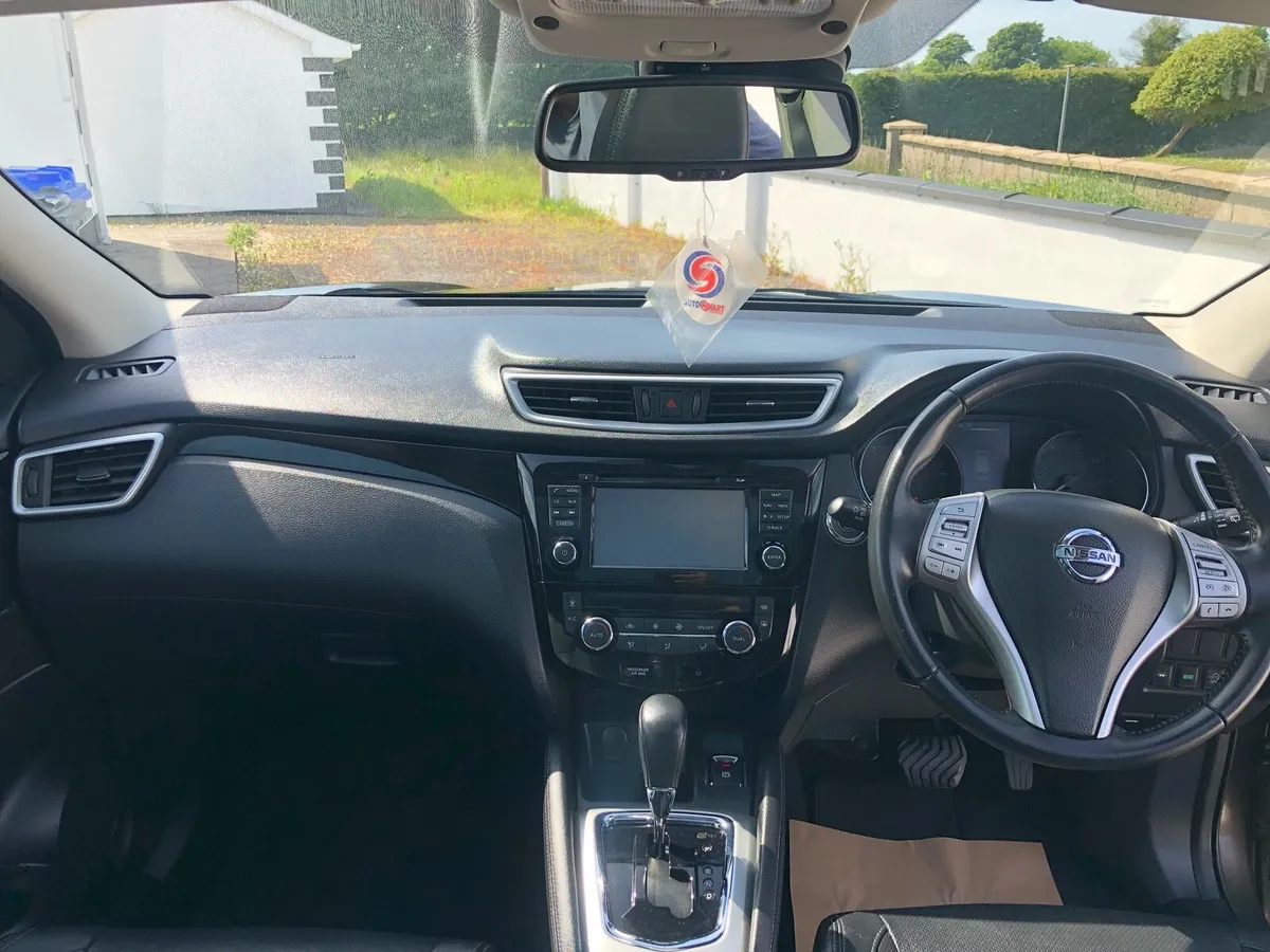 Automatic Nissan qashqai Luxury trim electric seat - Image 3