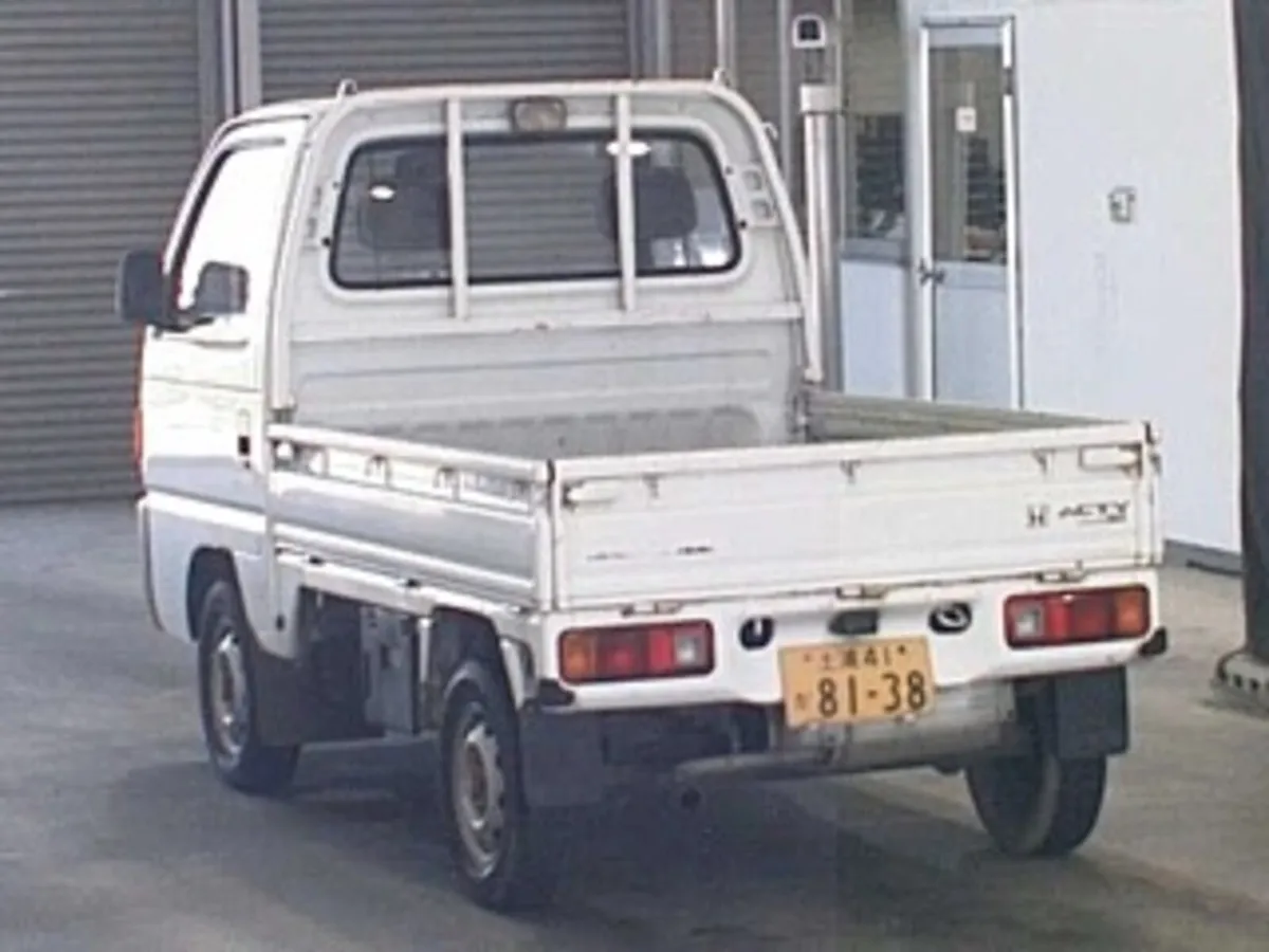 1992 Honda Acty 4 wheel drive - Image 2