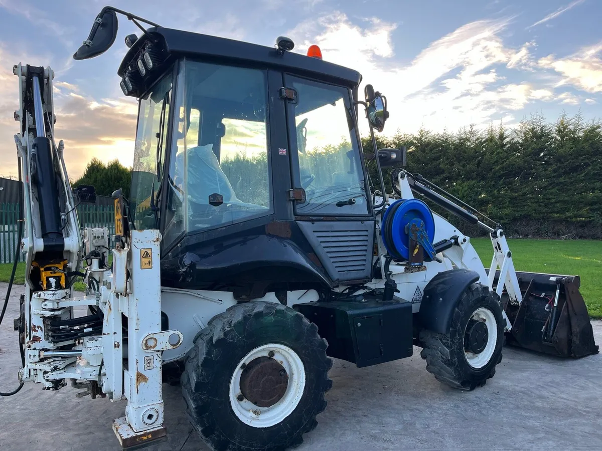 JCB 2CX - Image 3