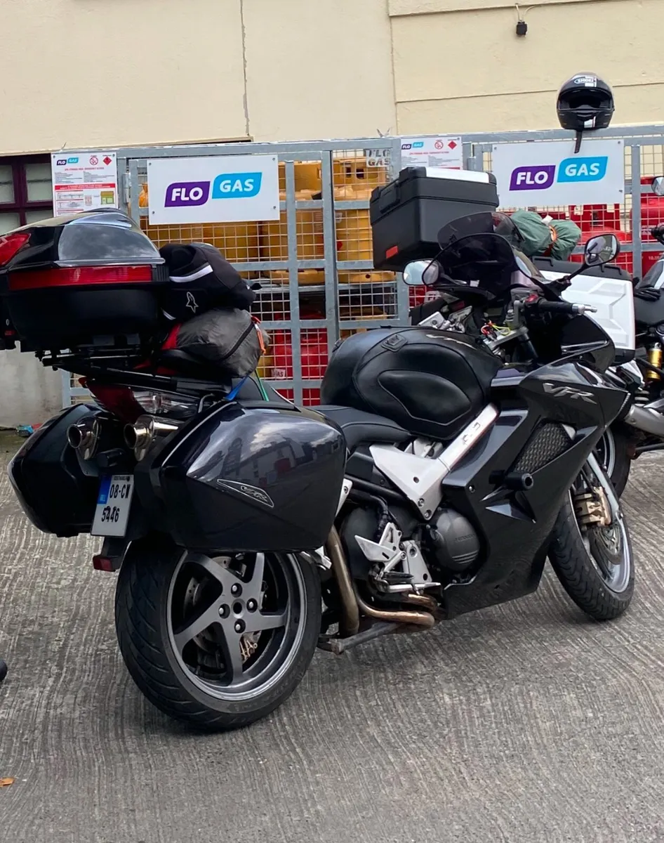 Honda Vfr 800 v-tec - Image 1
