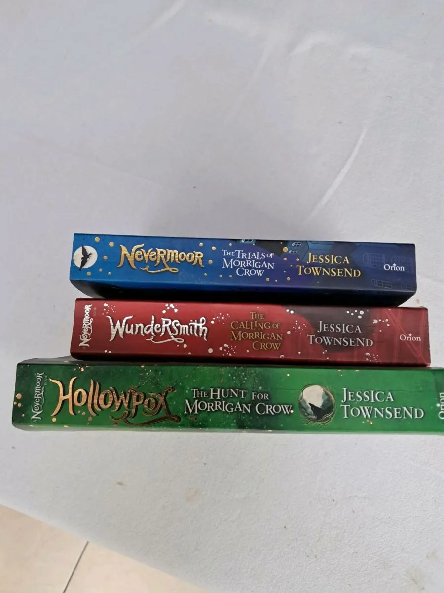 3 Nevermore books series - Image 1