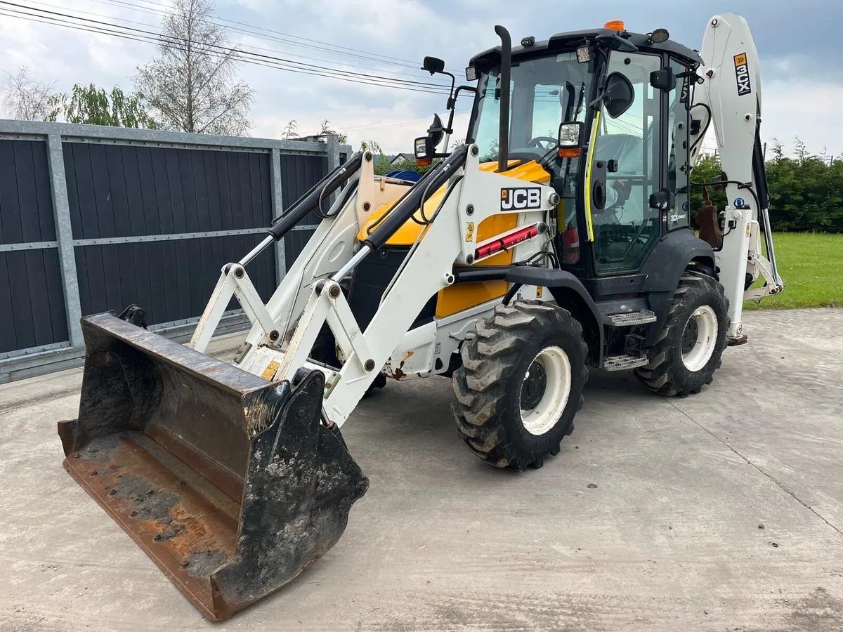 JCB 3CX Compact - Image 1