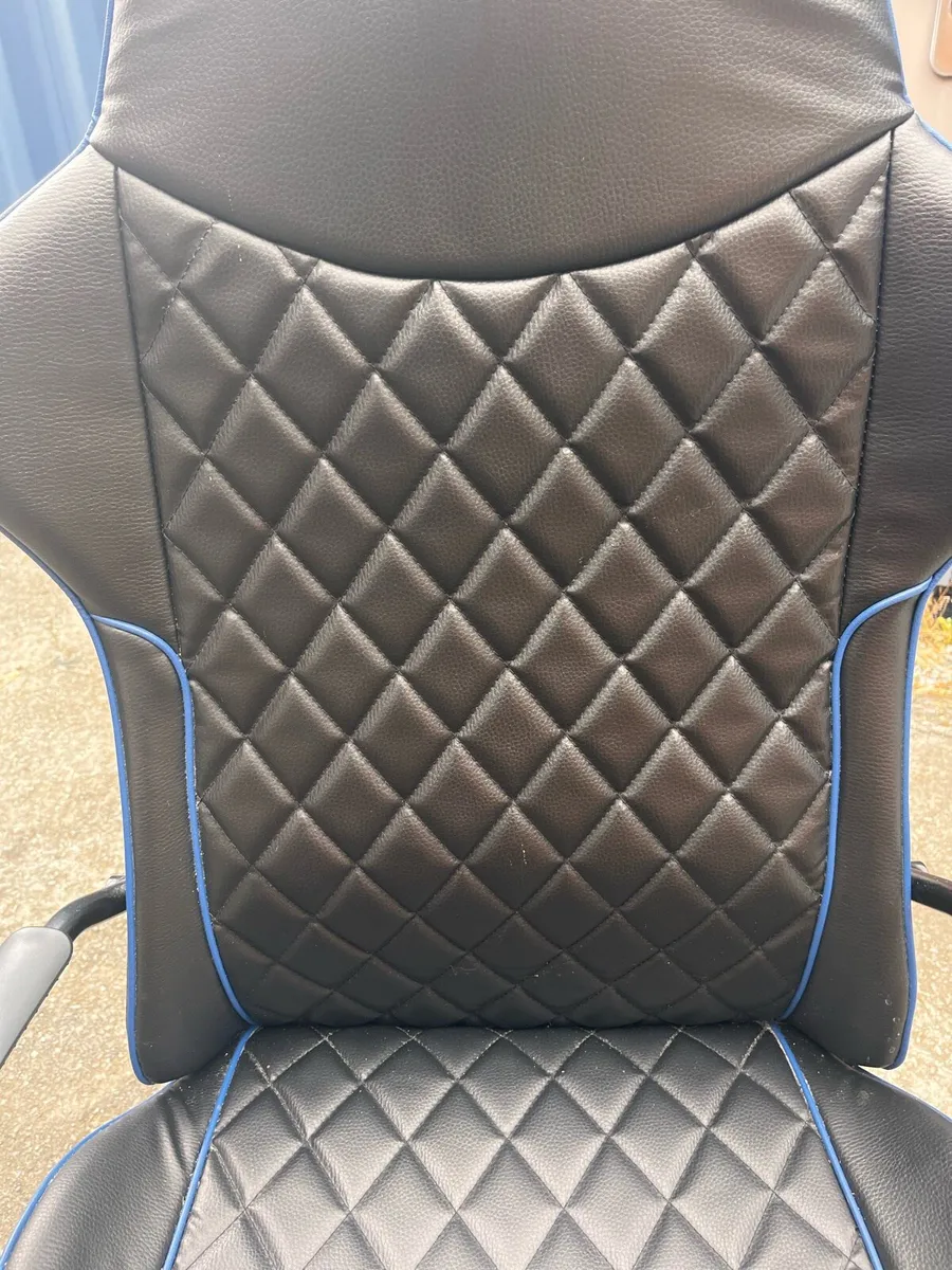 Gaming chair - Image 2