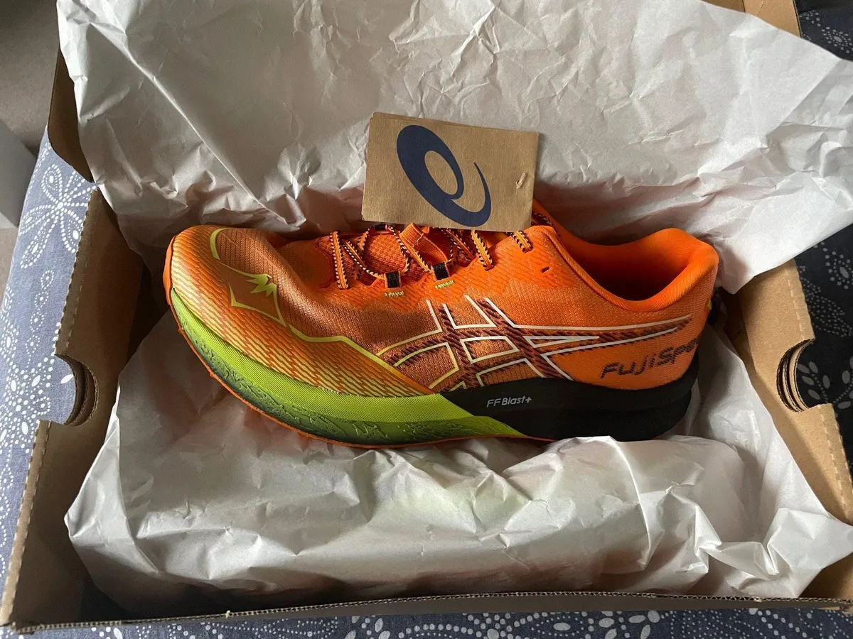 Running shoes - Image 1