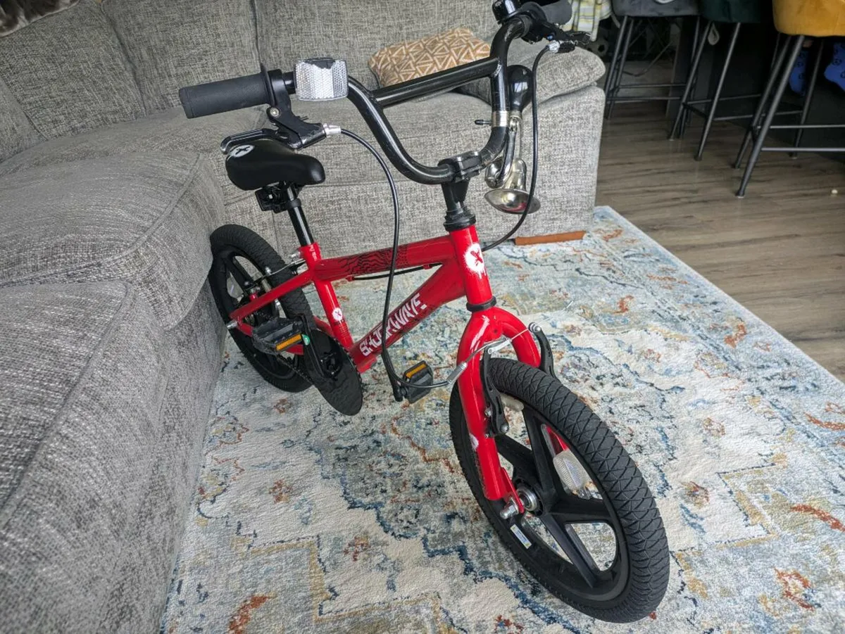 Kids bike 16" Shockwaves brand - Image 2