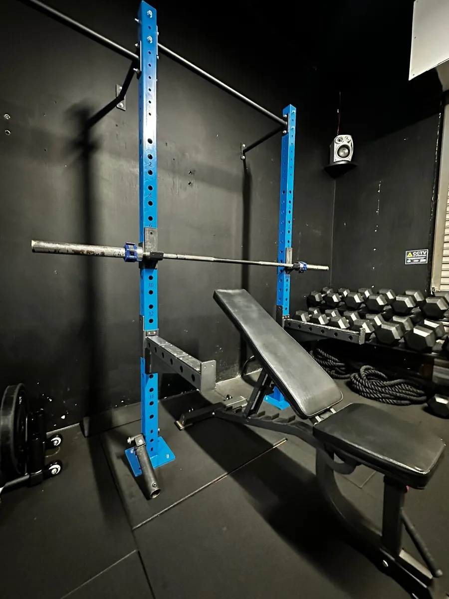 Gym equipment - Image 1