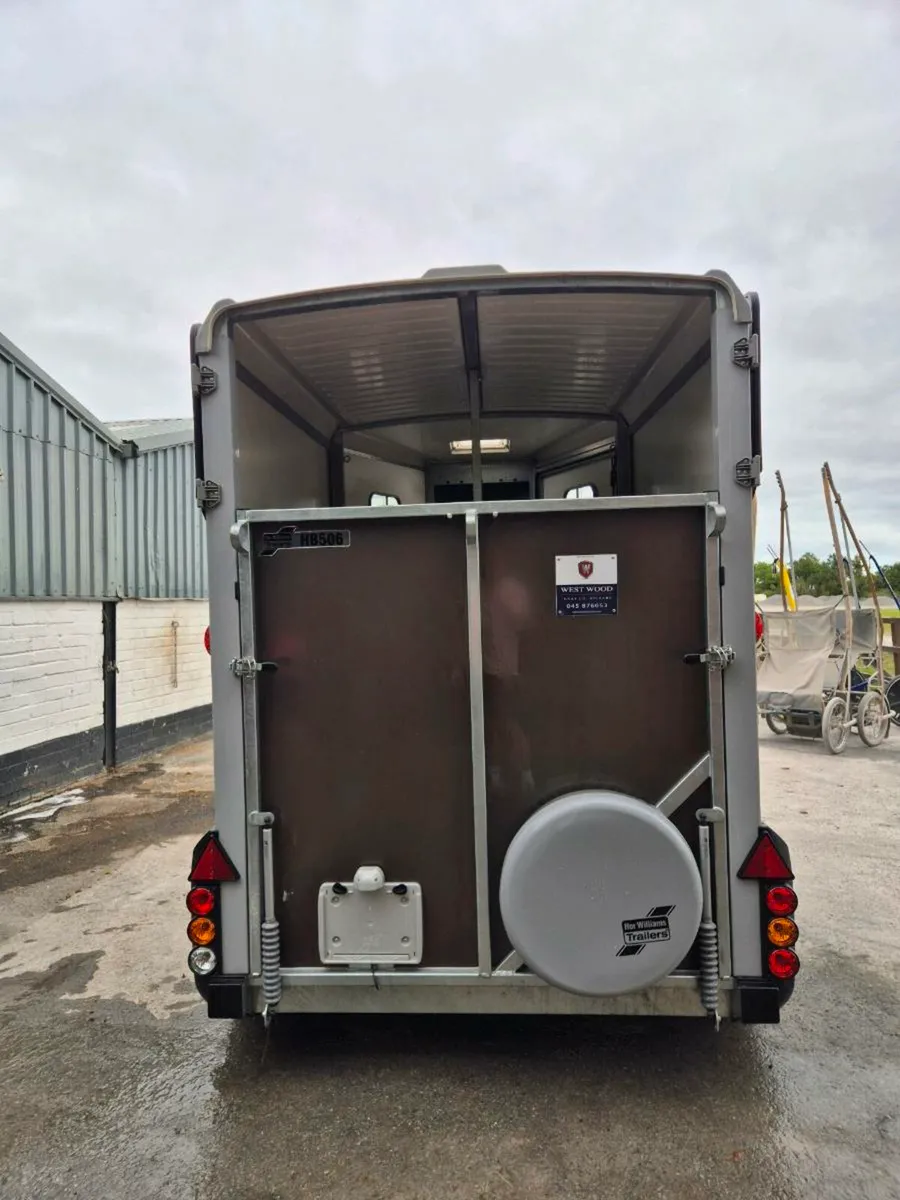 Ivor Williams 2024 horse trailer - Image 4
