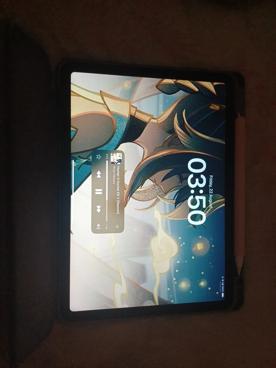 IPAD air 4th Gen with Apple Pencil - Image 2