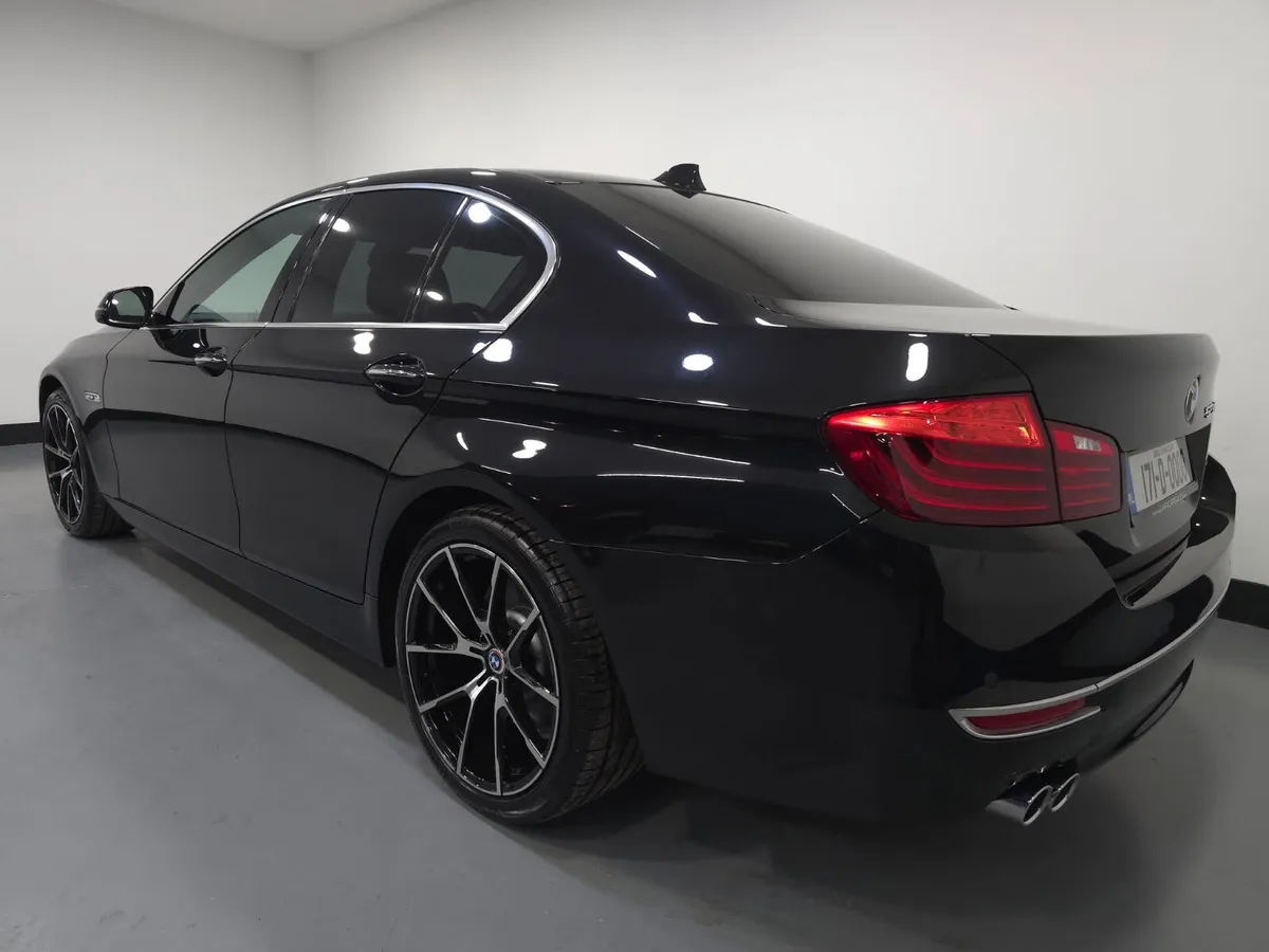 BMW 523D Luxury Sport Auto - Image 2