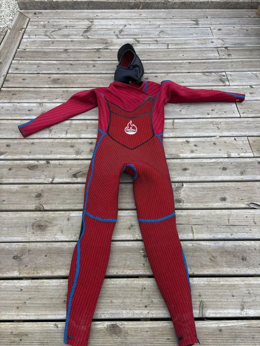 Wetsuit- O Niel Psycho Tech- 6/4 hooded. - Image 2