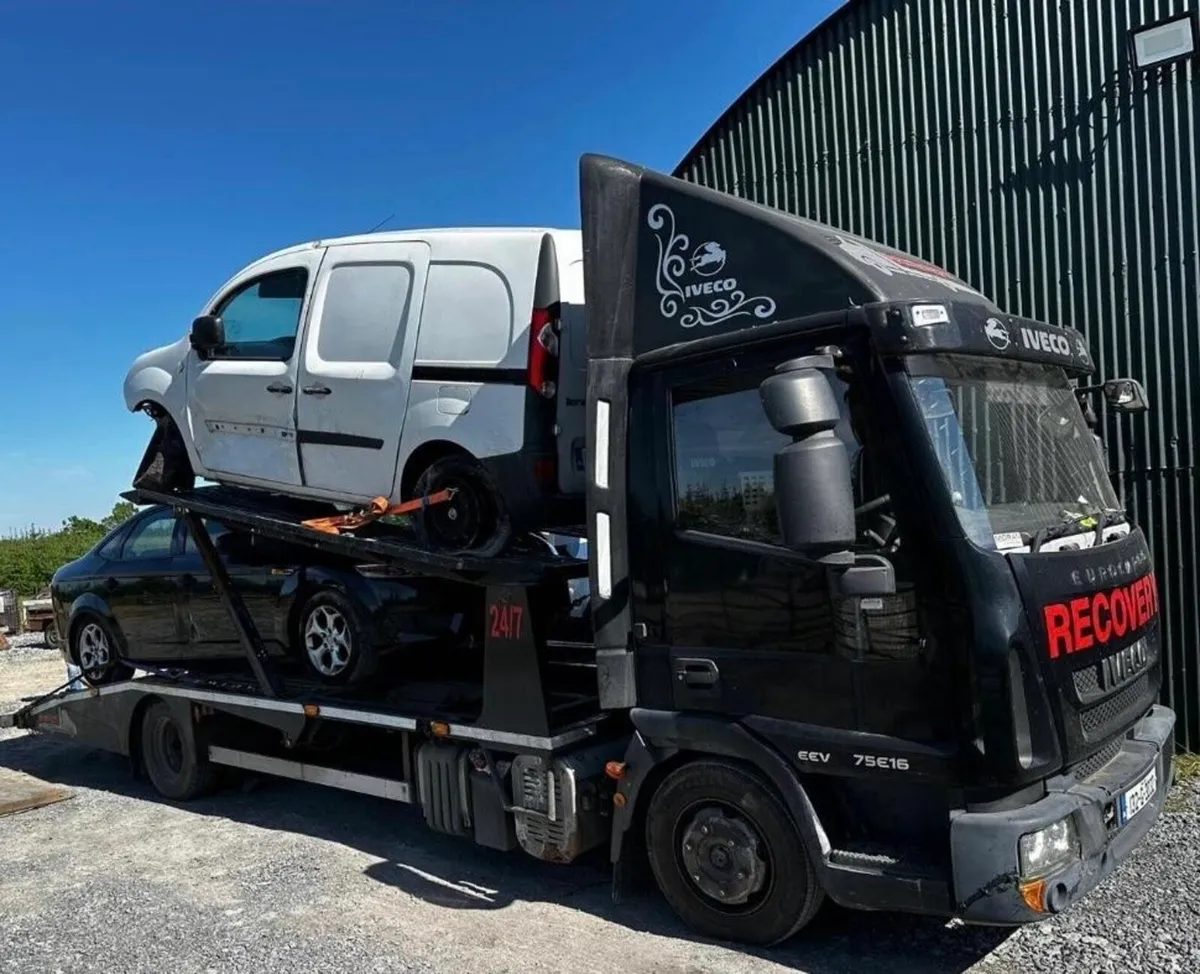 132 Iveco Euro Cargo Recovery Truck - Image 3
