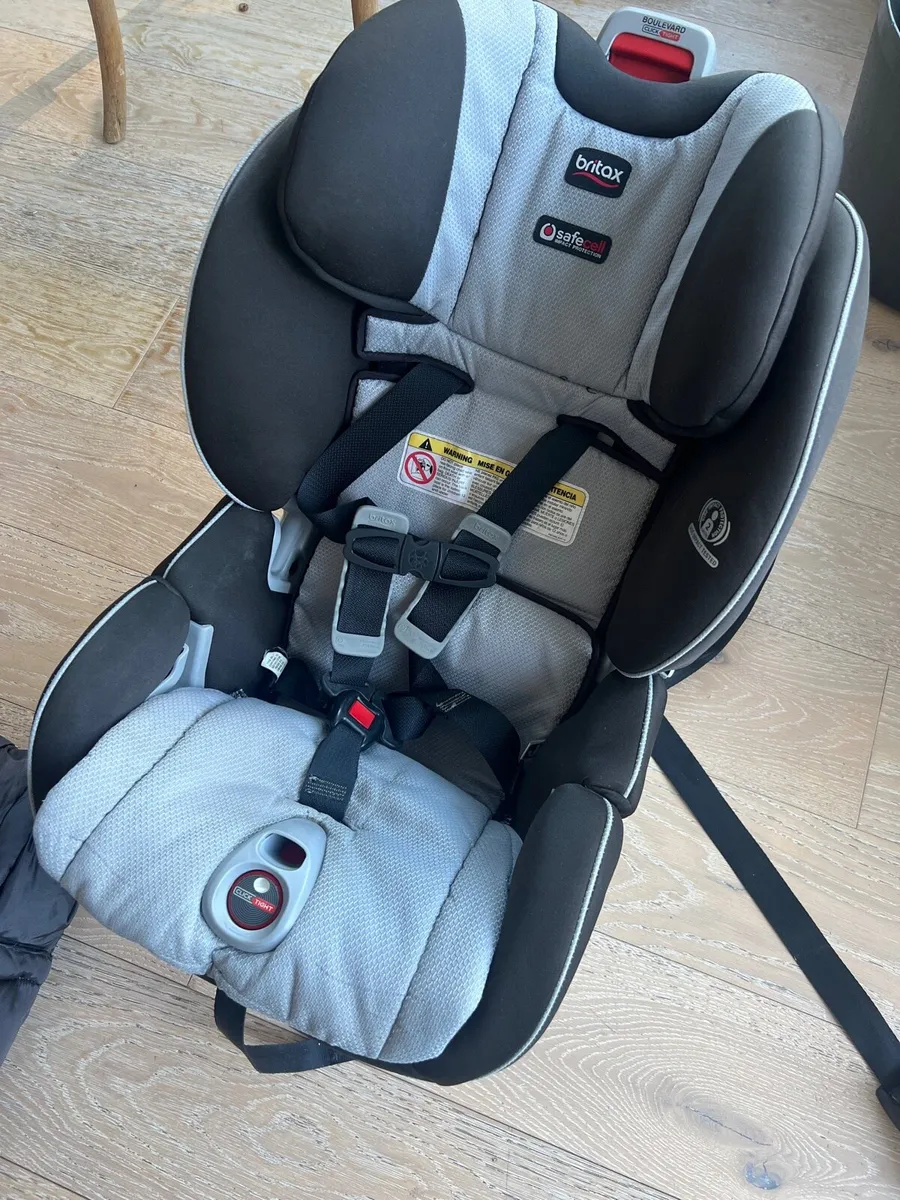 Britax Boulevard Clicktight car seat