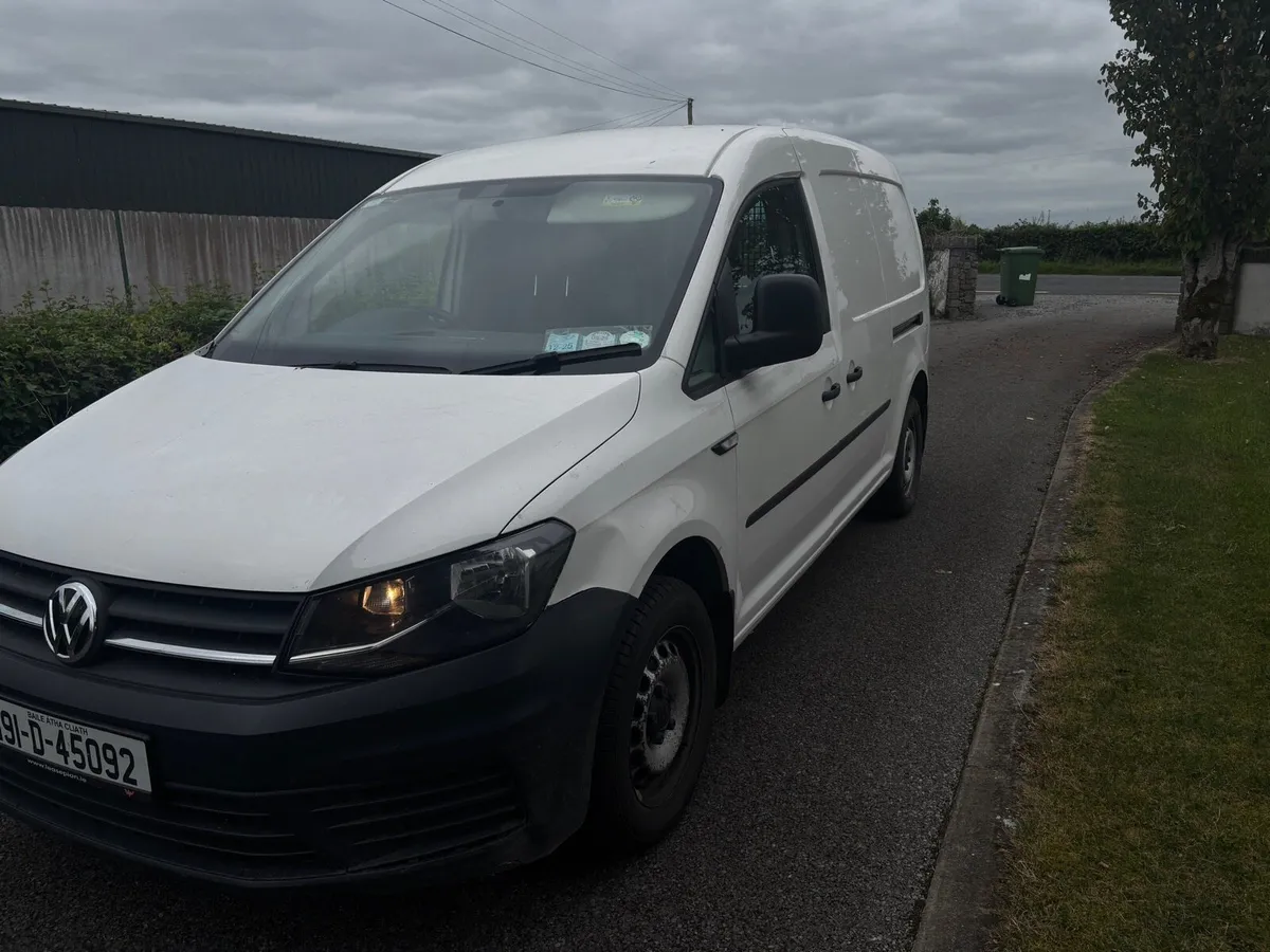 192 VE Caddy LWB maxi doe June 2026 no vat - Image 2