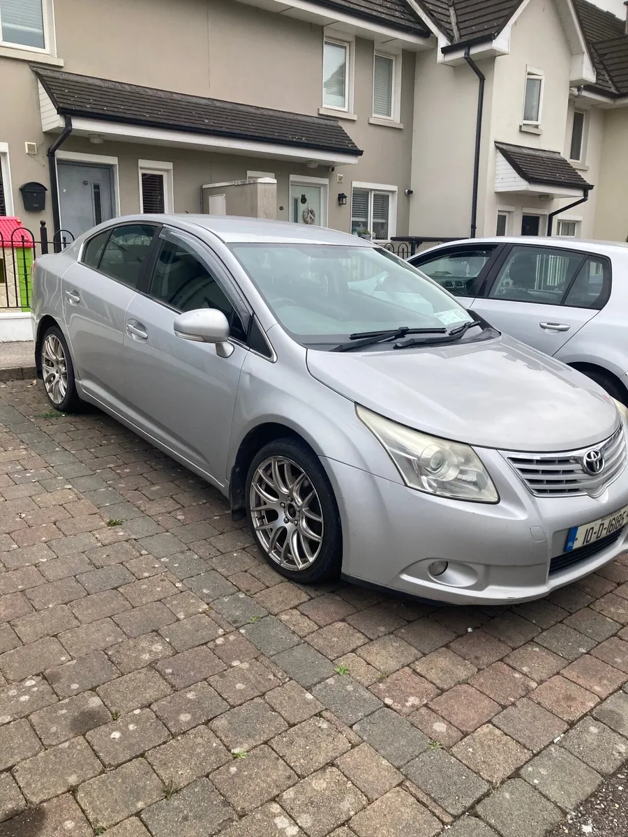 Car Toyota Avensis 2.0 2010 - Image 4